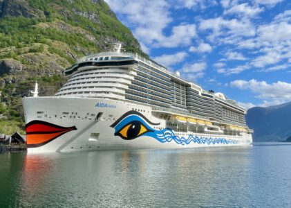 Das Kreuzfahrtschiff